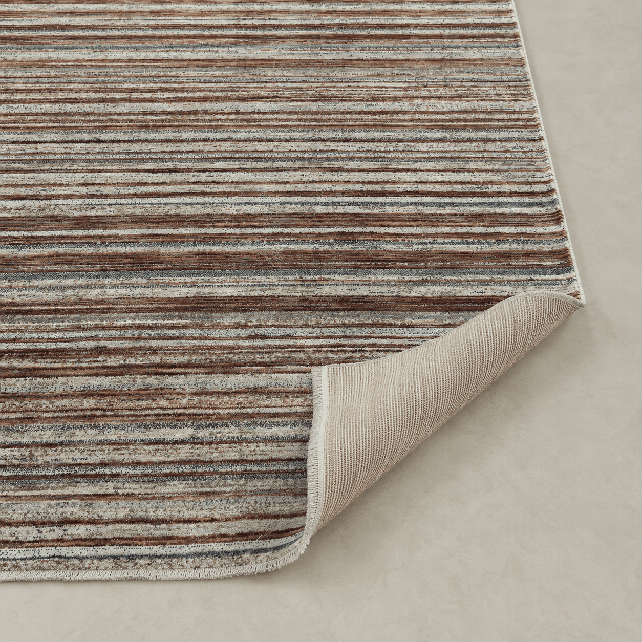 Tapete Mahali Slim Blue Cream Turco Listrado Creme Azul Acinzentado e Terroso Retangular