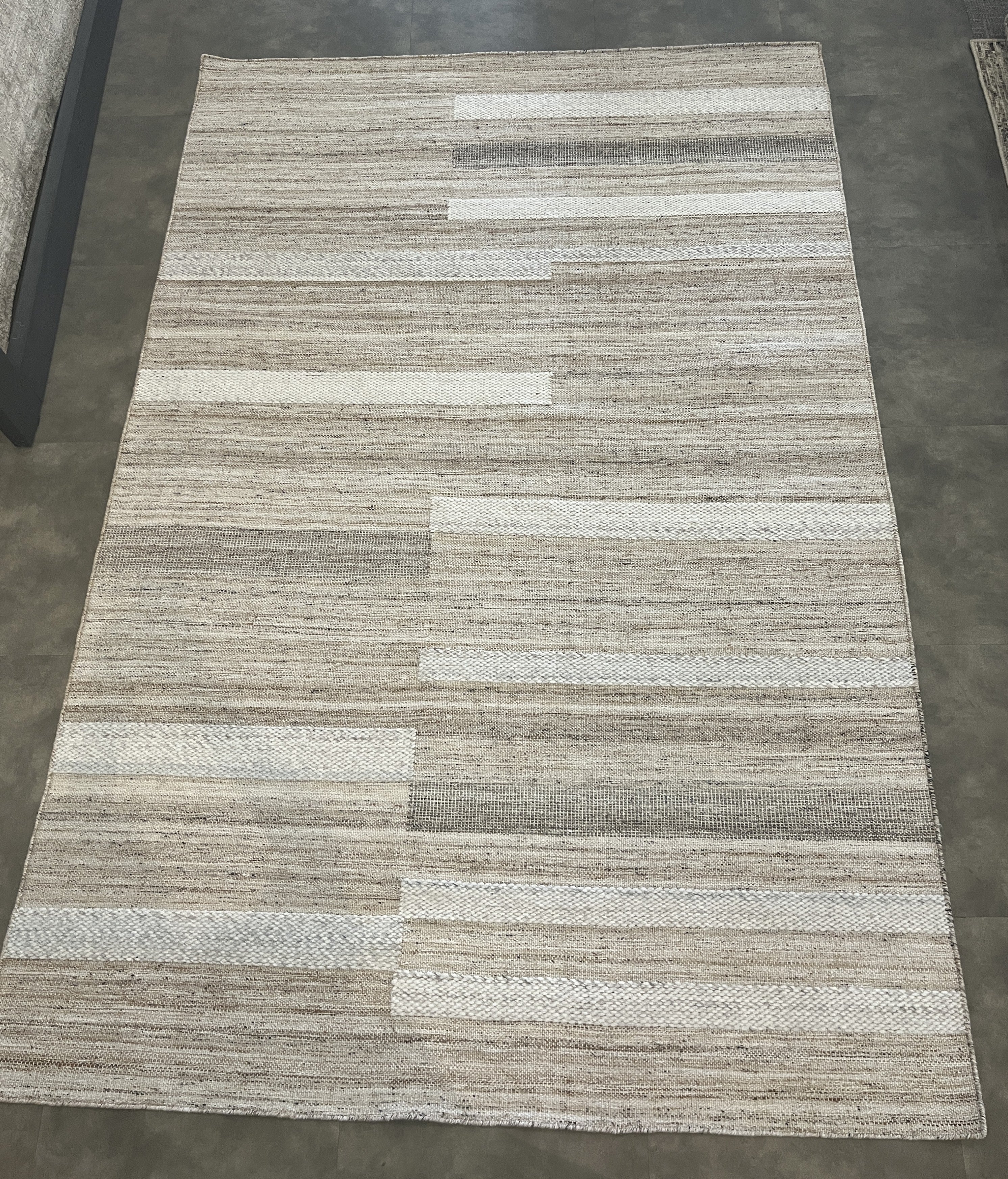 Tapete Indiano Artesanal Retangular Bege Marfim AB 2,00 x 3,00