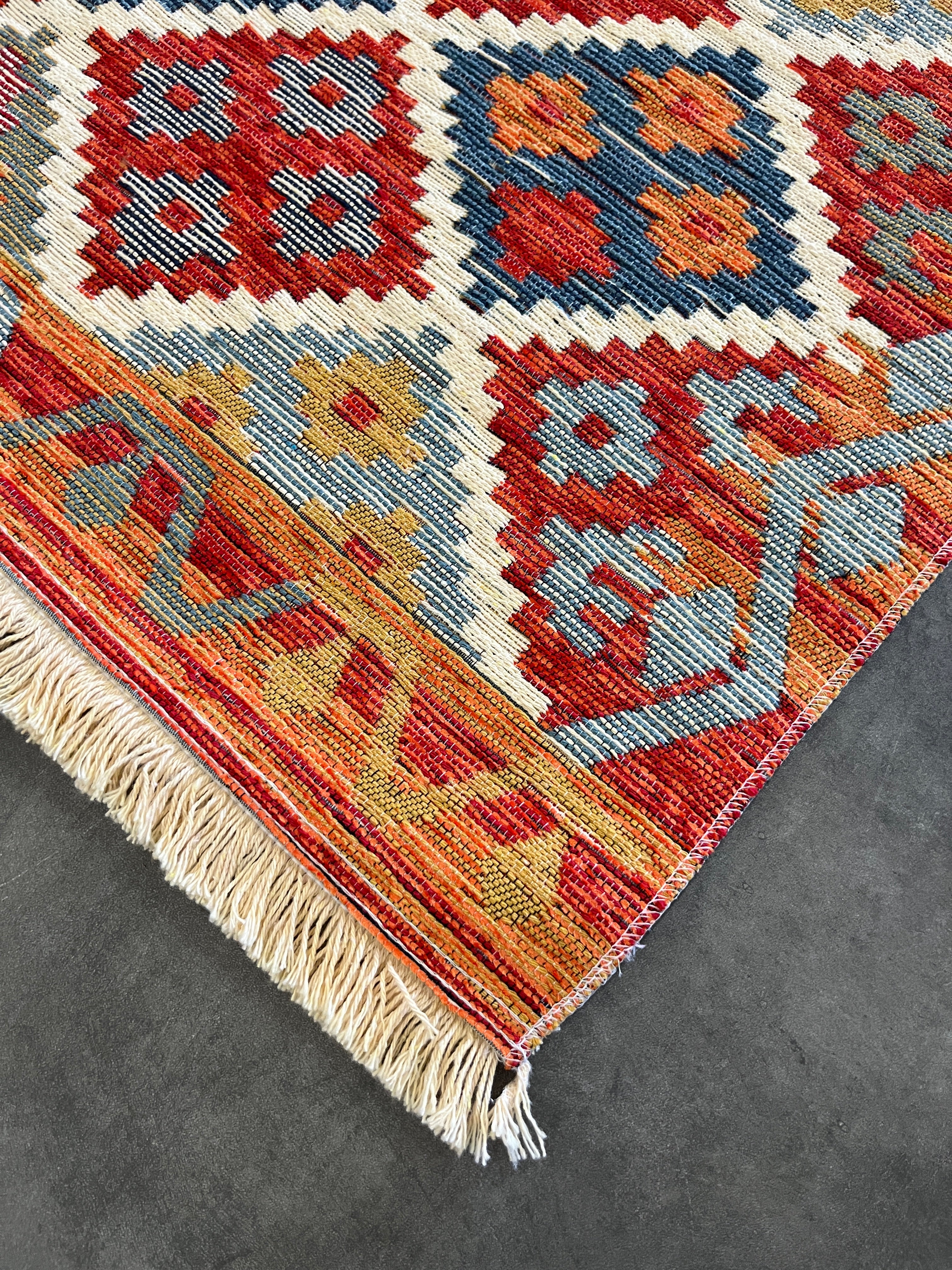 Tapete Kilim Turco Retangular Raízes do Oriente BH 0,60 x 1,80