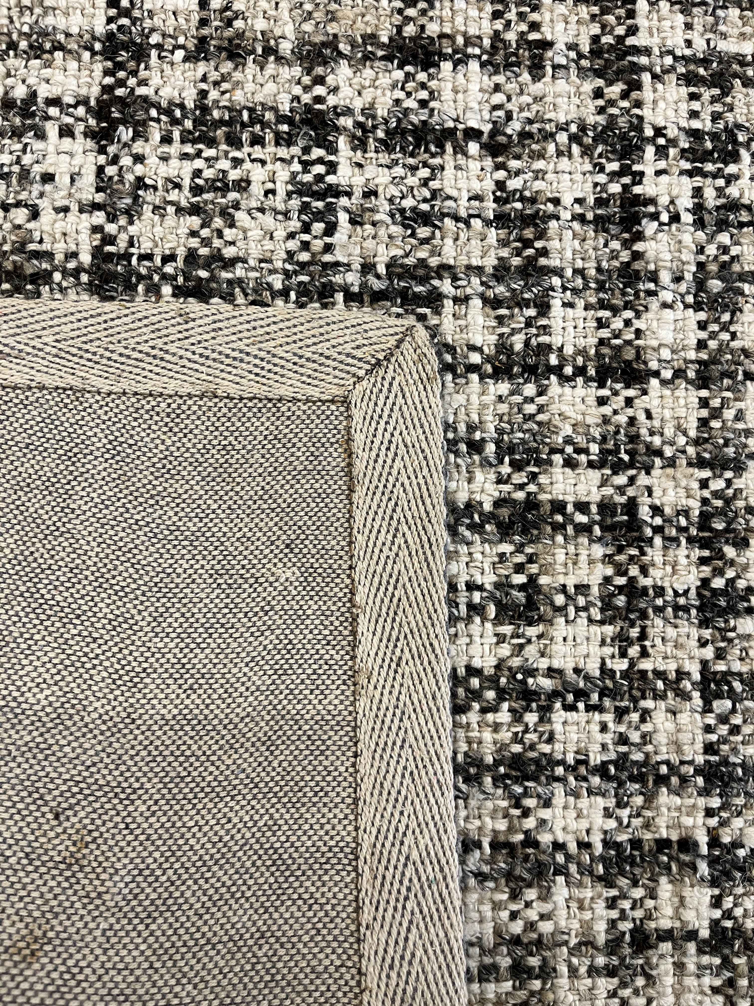 Tapete Indiano Artesanal Retangular Natural Black GC 2,00 x 2,50